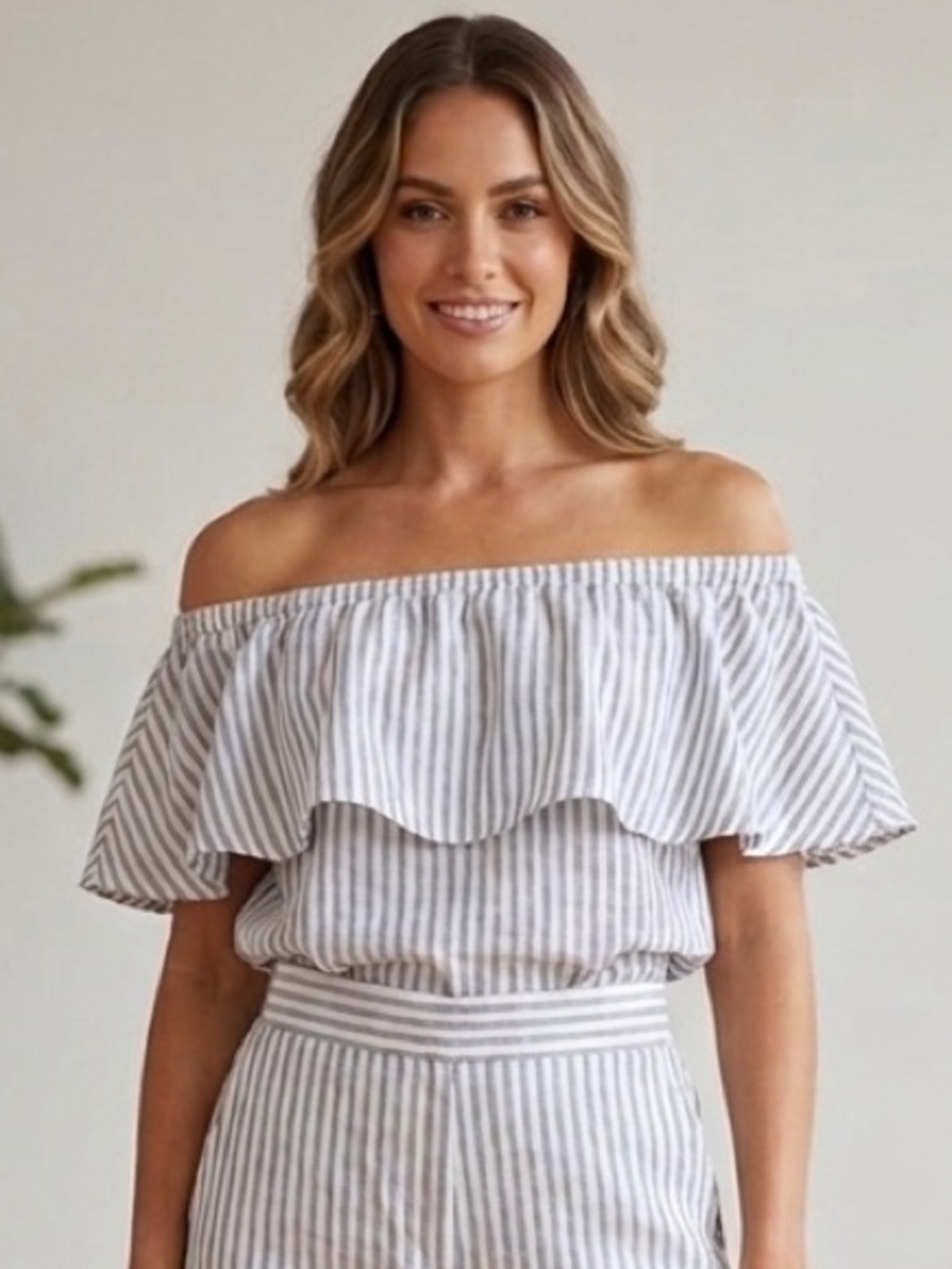 Amour Vert Cotton Crop Off the Shoulder Top